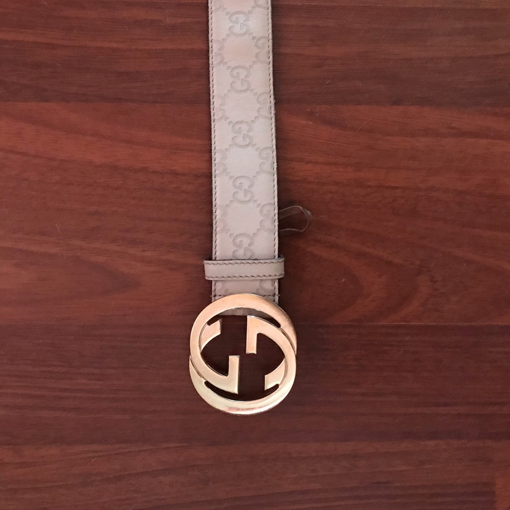 Gucci belt. Gently worn